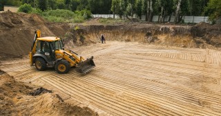 Разработка котлована Новоуральск, цена от 311 руб./м3.